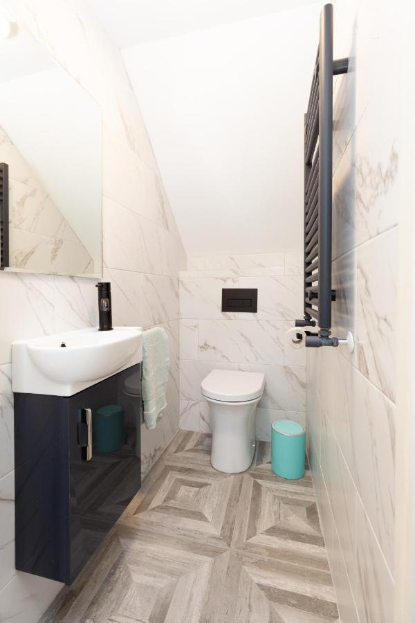Bective Stud Apartments ナヴァン エクステリア 写真