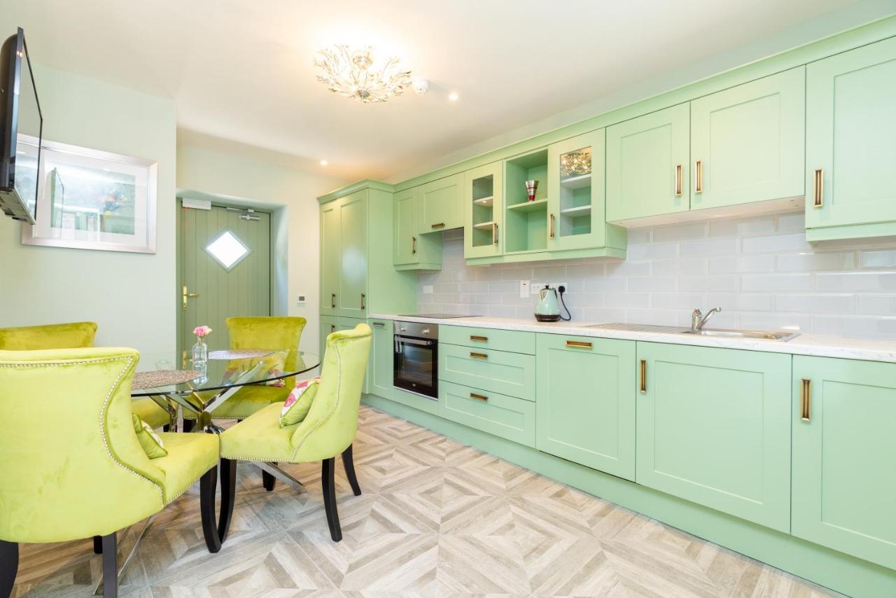 Bective Stud Apartments ナヴァン エクステリア 写真