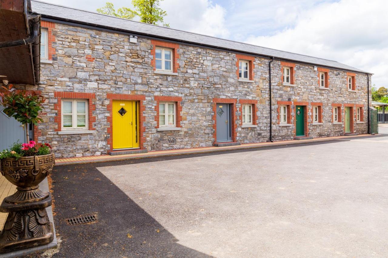 Bective Stud Apartments ナヴァン エクステリア 写真